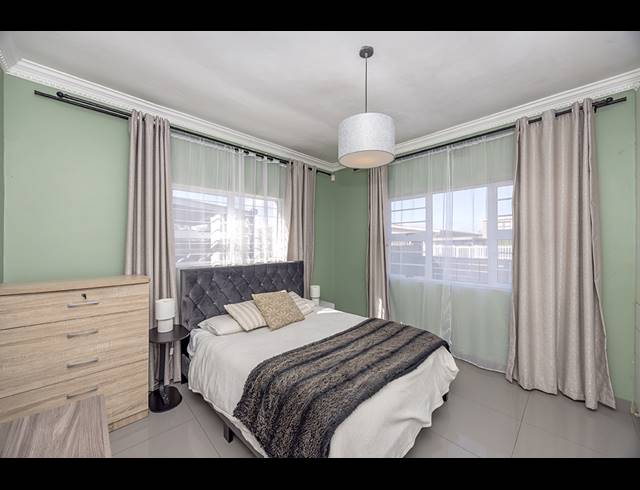 3 BEDROOM HOUSE FOR SALE IN AVONDALE